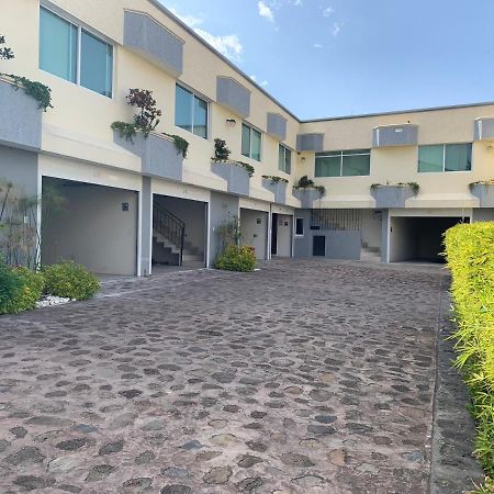 Motel Real Del Sur Moroleon Esterno foto