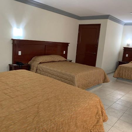 Motel Real Del Sur Moroleon Esterno foto