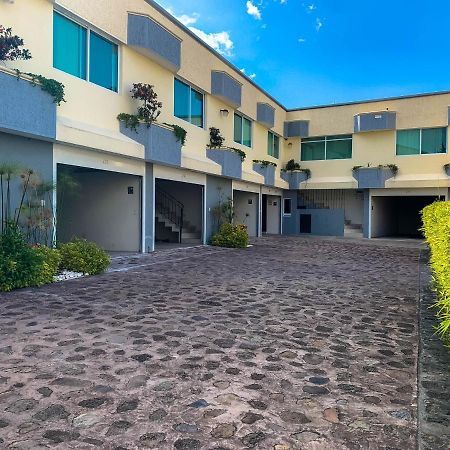 Motel Real Del Sur Moroleon Esterno foto