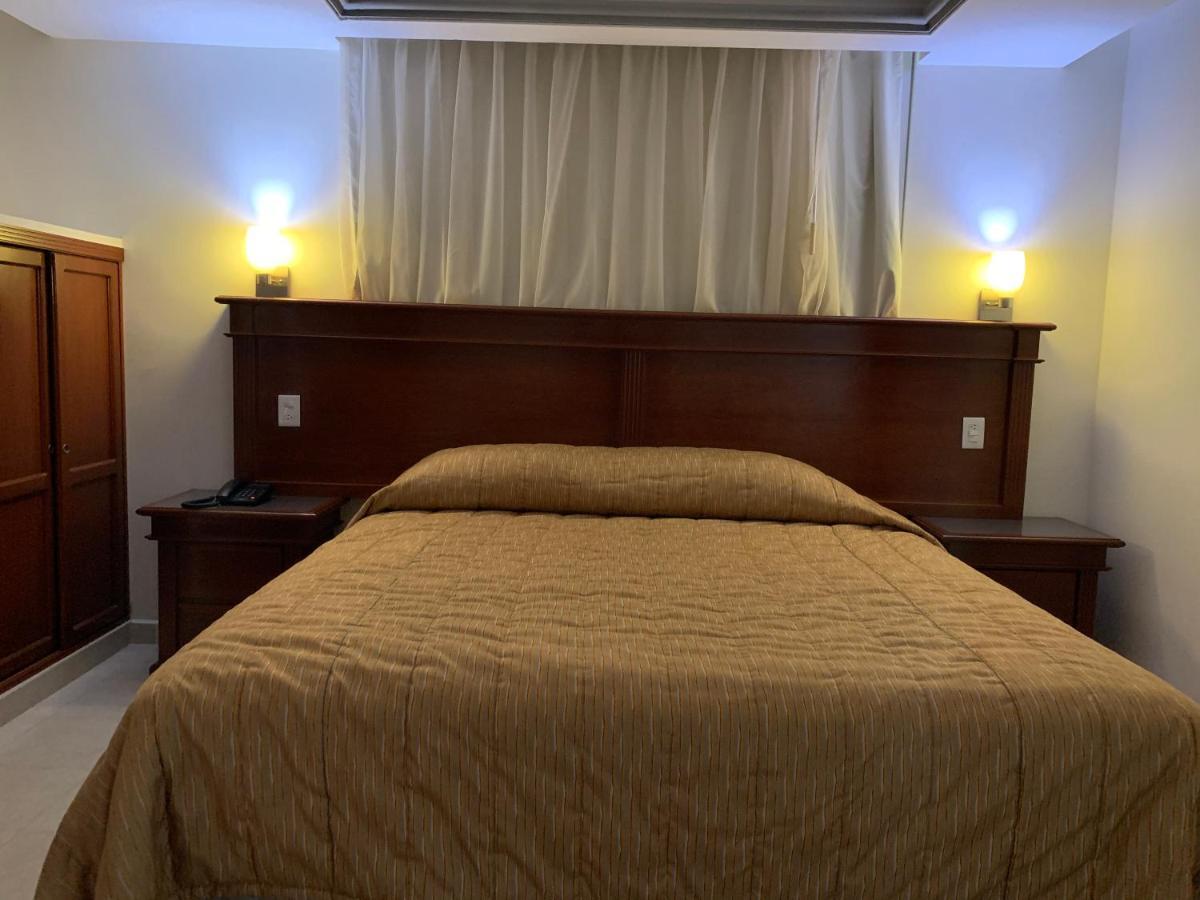 Motel Real Del Sur Moroleon Esterno foto